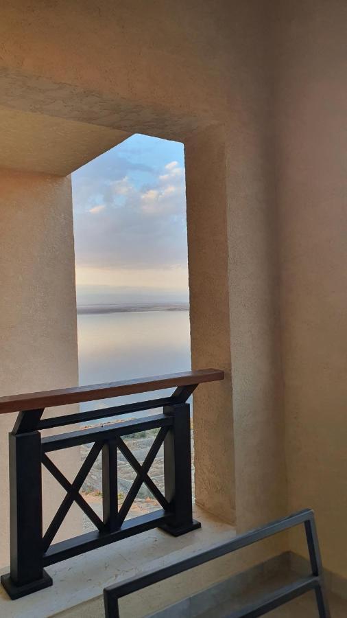 Comfy Stays Sea View Apartments At Deadsea Samarah Resort Sweimeh Esterno foto