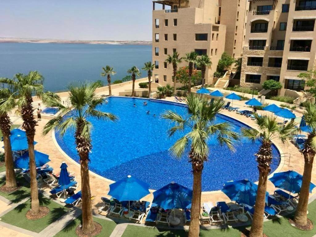 Comfy Stays Sea View Apartments At Deadsea Samarah Resort Sweimeh Esterno foto